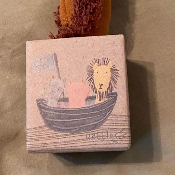 Maileg Lion Rattle - Picture 3 of 7